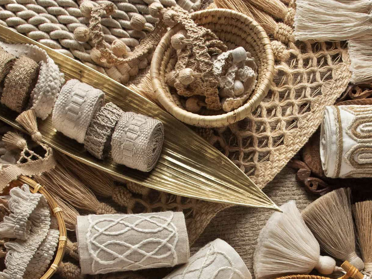 Accessori per tende di design e passamanerie di lusso selezionati da Tappezziere Dell’Orto