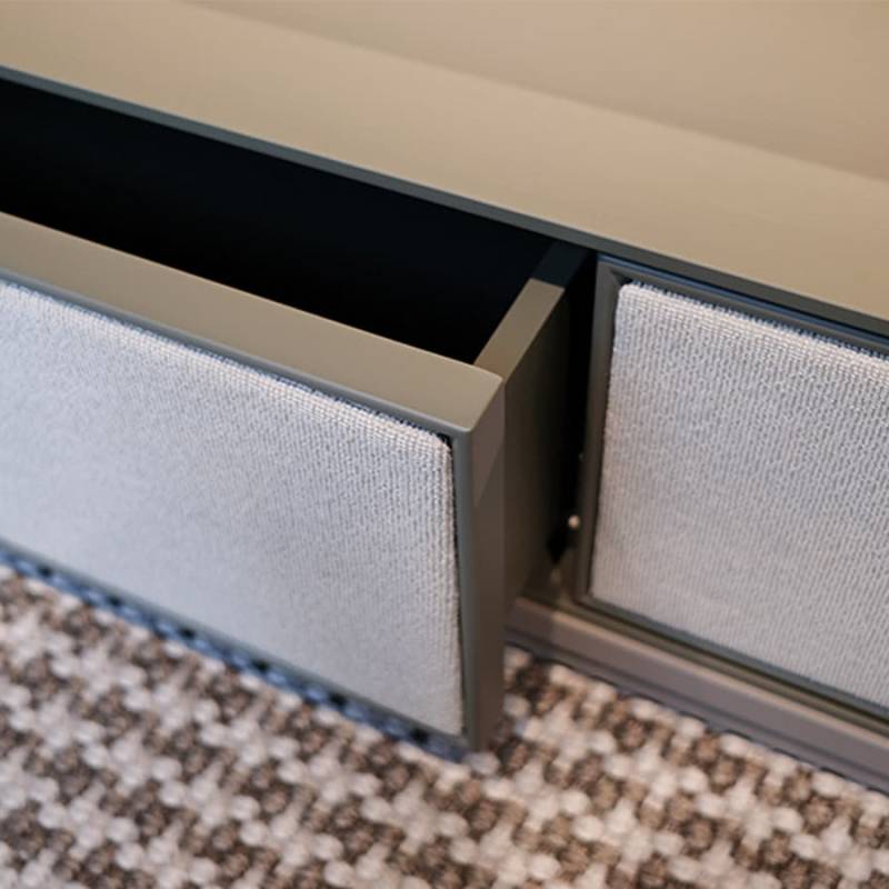 mistral_mobile tv su misura_tessuti larsen